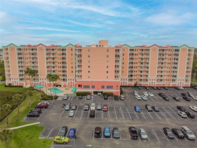 Luxury Waterfront Condo with a Private Boat Lift. 22x8 feet