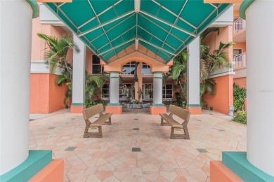 Luxury Waterfront Condo with a Private Boat Lift. 22x8 feet