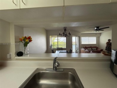 Charming 1-bedroom, 1.5-bath condo with stunning lake views!