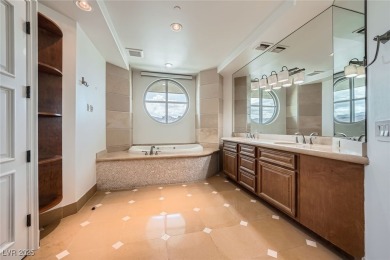 ABSOLUTELY STUNNING 12th FLOOR UNIT * Magnificent unobstructed