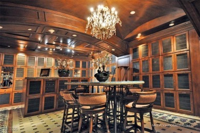 ABSOLUTELY STUNNING 12th FLOOR UNIT * Magnificent unobstructed