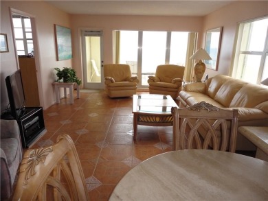 DIRECT OCEAN VIEWS. SOUTHEAST CORNER APT.  2/2 BEDROOM SPLIT