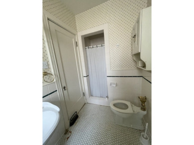 Estate Sale Opportunity - Spacious 3BR Condo by the Lake!