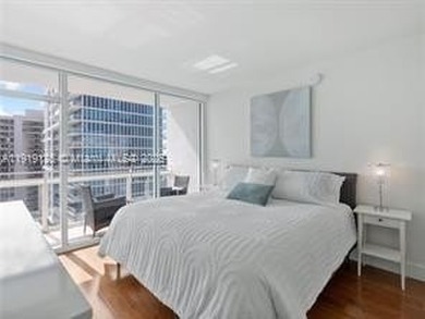 LPH apt in the best line 1 Bed in Central Tower that offers 2