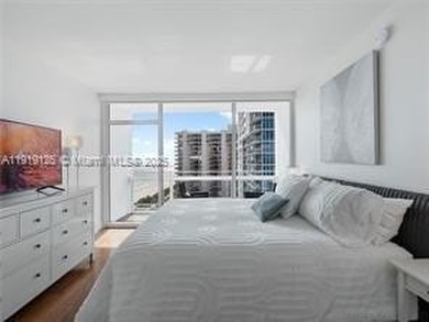 LPH apt in the best line 1 Bed in Central Tower that offers 2