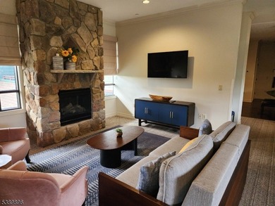 Gorgeous  Two Bedroom Condo At Grand Cascades Lodge!! Completely