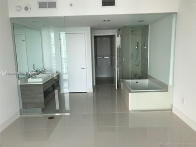 Amazing direct BAY VIEWS from this 2BED/3BATH  condo in Miami's