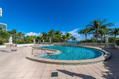 SPECTACULAR 3 BEDROM, 2.5 BATH BEAUTIFULLY RENOVATED RESIDENCE