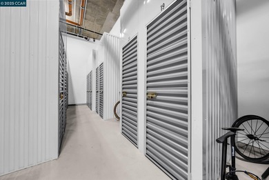 Enjoy sweeping Downtown, Bay, and Twin Peaks views from a rare