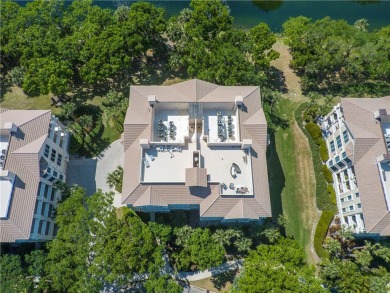 RARELY AVAILABLE 4 BED/3.5 BATH PENTHOUSE W/PRIVATE ROOFTOP FOR