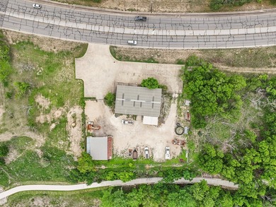 Riverfront Commercial Property on 2.5 Acres - Unmatched