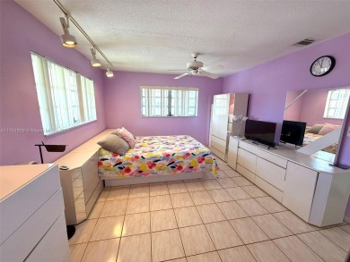 DELUXE large 1-Bedroom /1 Bath (size of a 2 bedrooms) with