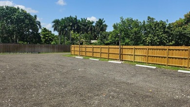 Drastically reduced price LOCATION,INVESTORS WELCOME LARGE AND