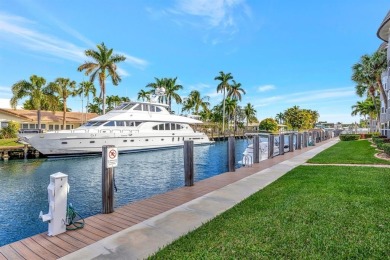 LIVE THE LIFESTYLE IN THIS 2/BED/ 2 BATH CONDO WITH SPLIT FLOOR