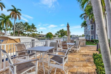 LIVE THE LIFESTYLE IN THIS 2/BED/ 2 BATH CONDO WITH SPLIT FLOOR