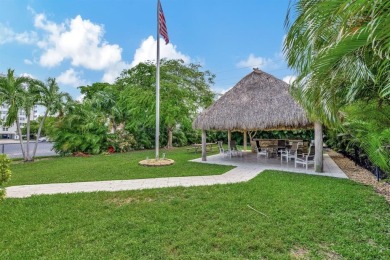 LIVE THE LIFESTYLE IN THIS 2/BED/ 2 BATH CONDO WITH SPLIT FLOOR