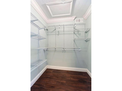 PENTHOUSE - A dream retreat. Nestled in this rustic environment