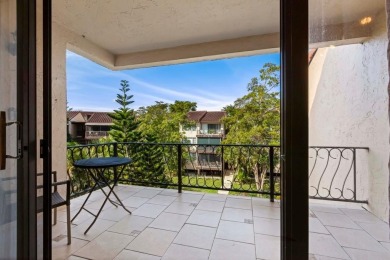 PENTHOUSE - A dream retreat. Nestled in this rustic environment