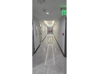 DIRECT OCEAN VIEWS FROM THIS 2/2/1 IN SUNNY ISLES BEACH,
LIVE