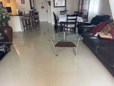 Wow, wow, best deal in the heart of Hollywood! Sellers wants to