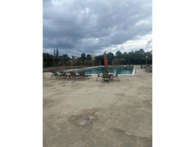 2 Bedroom, 2 Bathroom, 960 sq. Central A/C. Living vinyl