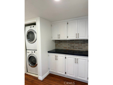 Welcome to one of the nicest condos in the beautiful Bluff