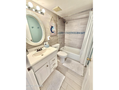 Amazing Ocean Views from your private, 2 bedroom 2 bathroom end