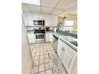 Amazing Ocean Views from your private, 2 bedroom 2 bathroom end