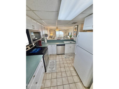 Amazing Ocean Views from your private, 2 bedroom 2 bathroom end