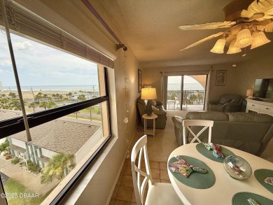 Amazing Ocean Views from your private, 2 bedroom 2 bathroom end