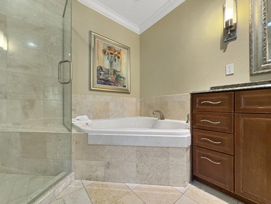 This 2BR/2BA + bunk room condo at Emerald Grande with stunning