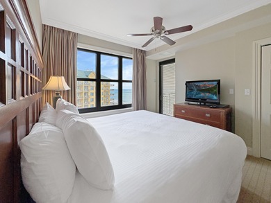 This 2BR/2BA + bunk room condo at Emerald Grande with stunning