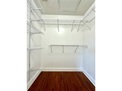 MOTIVATED SELLER,  2 Bedroom , 2.5 Bath. Townhouse in prime