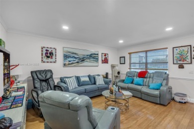 Turnkey 2-bed/2-bath condo in the peaceful community of Kings