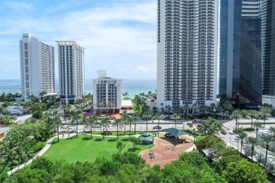 Corner Large 1,789 sqft Wraparound Balcony Spectacular Lake, Bay