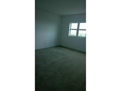 Gorgeous Apartment with amazing ocean view!!! LARGE OPEN BALCONY
