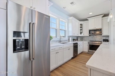 Welcome to this stunning 3-bedroom, 3-bathroom townhouse in the