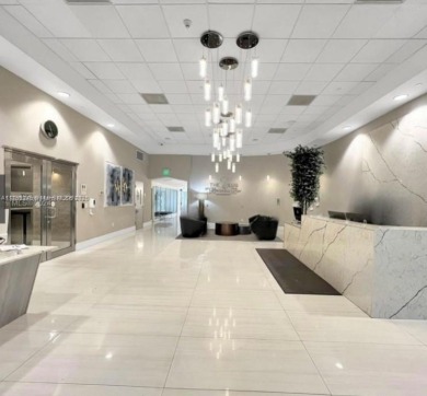 Amazing Location, at the heart of the Brickell Financial