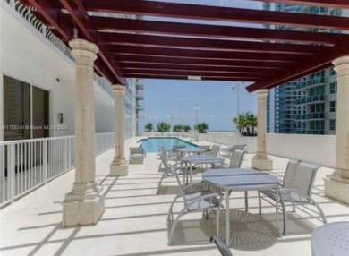 Amazing Location, at the heart of the Brickell Financial