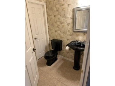 PRIME LOCATION WITHIN PALMER RANCH, PRIVATE COMMUNITY, CLOSE TO