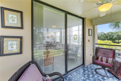 Well maintained corner unit  2  bedrooms, 2 bathrooms located in