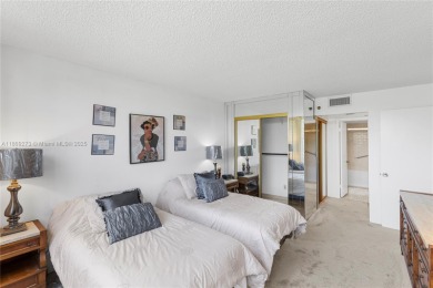 Well maintained corner unit  2  bedrooms, 2 bathrooms located in