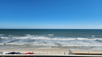 Wake up to the sound of waves and panoramic ocean views from