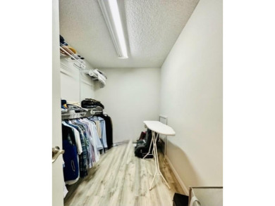 Luxury Building 2-Bedroom, 2-Bath Unit in Highly Sought-After