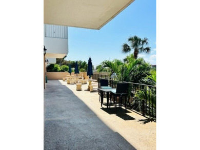 Luxury Building 2-Bedroom, 2-Bath Unit in Highly Sought-After