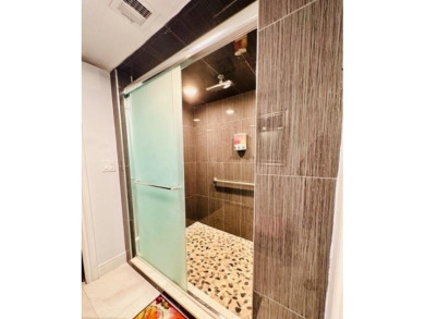 Luxury Building 2-Bedroom, 2-Bath Unit in Highly Sought-After