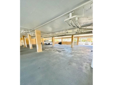 Luxury Building 2-Bedroom, 2-Bath Unit in Highly Sought-After