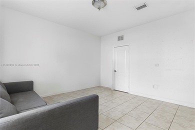 Stunning 3 beds/2.5 bath Coach Home in Prime Location. Nestled