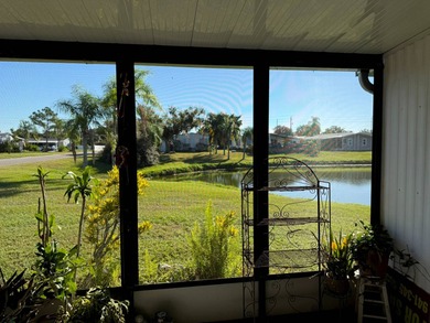 This 2 bedroom, 2 bathroom waterfront home is located in the