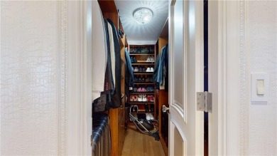 Situated in the luxurious oceanfront *Seacoast Towers,* this